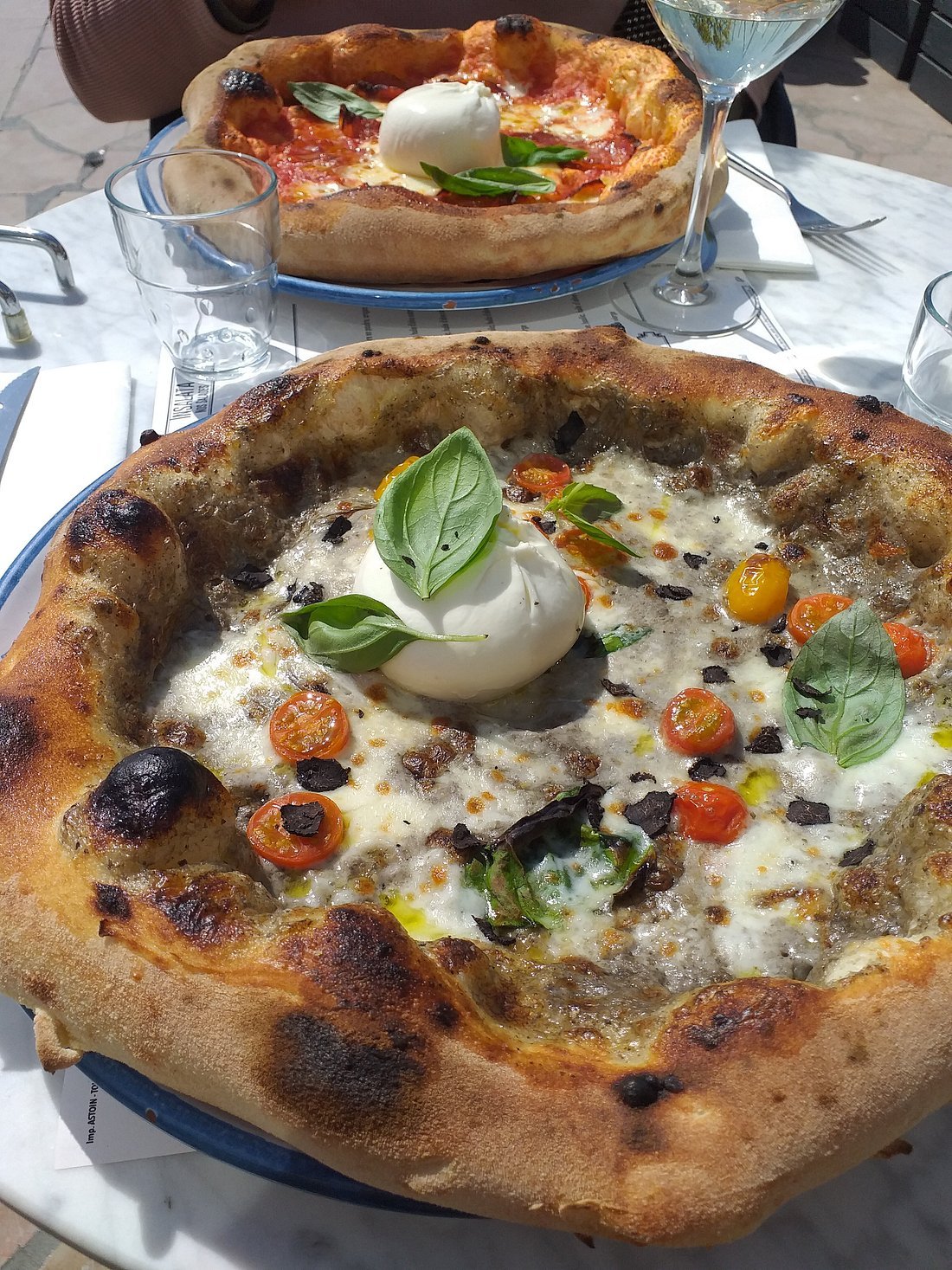 Pizza artisanale Manofica à la truffe